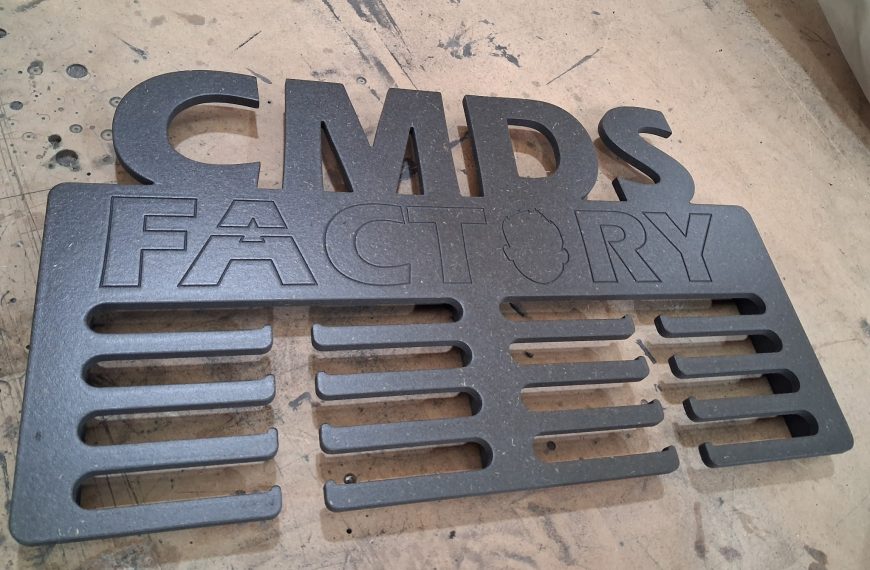 Qui veut gagner un support à médailles ?