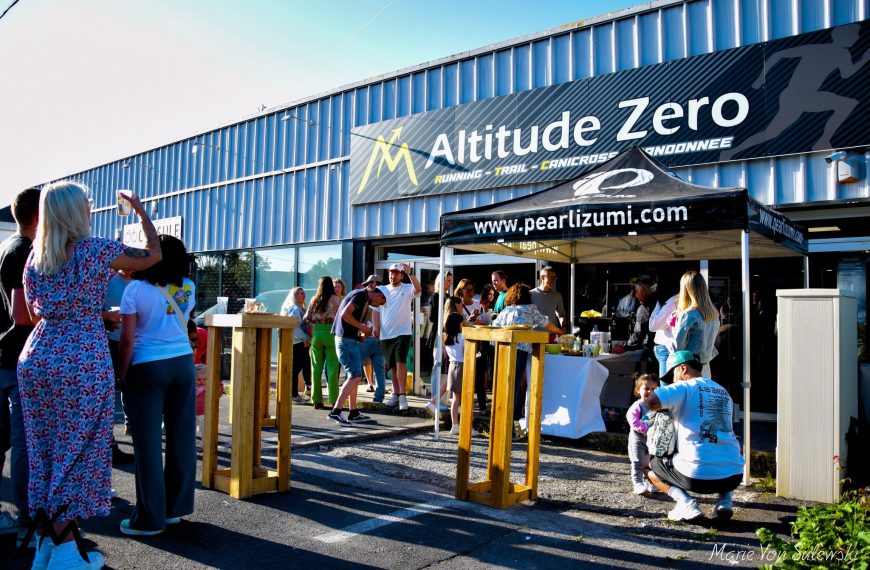 Qui veut gagner un bon d’achat chez Altitude Zéro ?